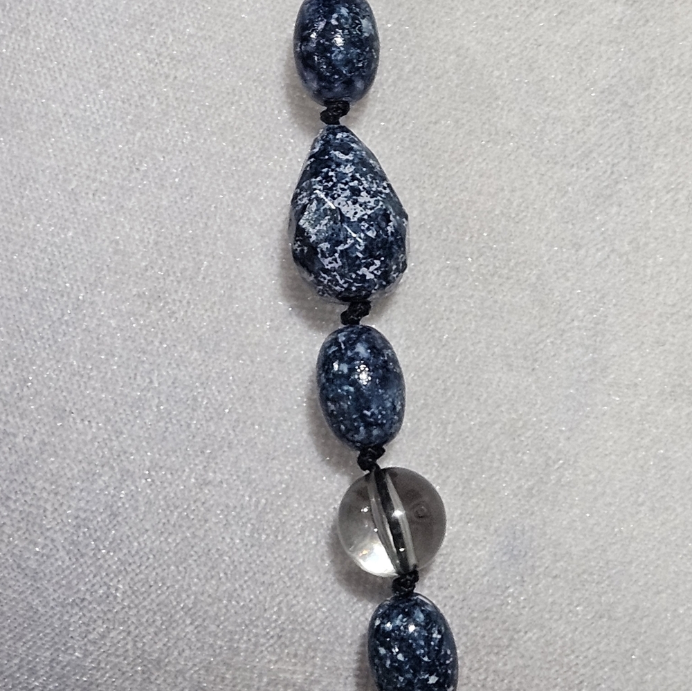 Charter House Chic blue beaded necklace - Picture 2 of 2
